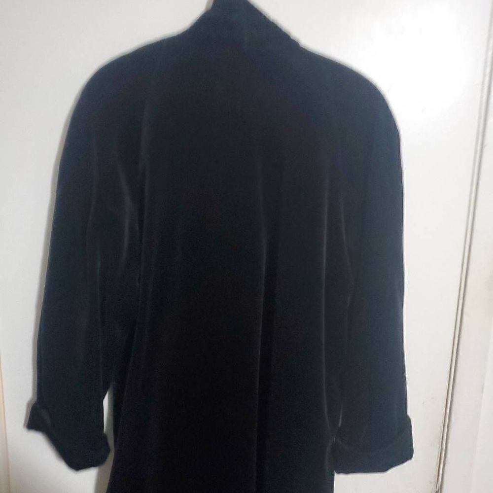 JS Collections Vtg Black Velvet Evening Coat Size Small - Picture 5 of 12